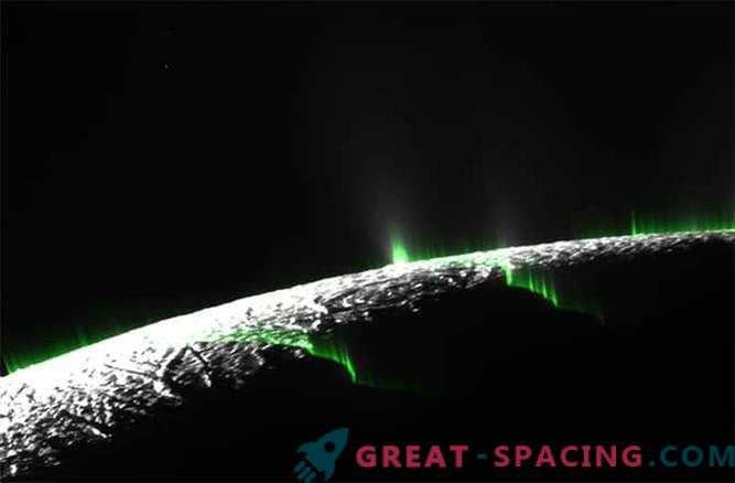 Enceladus geysers gali būti iliuzija