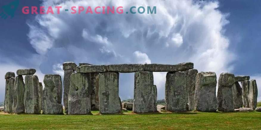 Stonehenge incidentas - 1971 m. 5 griaustiniai dingo per griaustinį