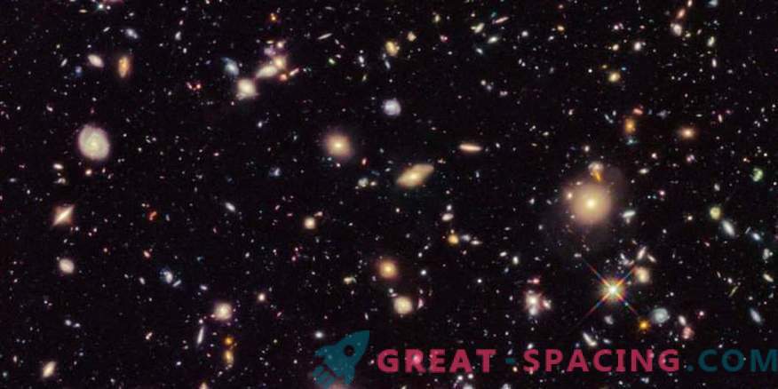 AI apmokyti atpažinti galaktikas