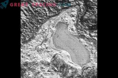 Plutonas turi azoto ežerus, kurie užšaldo ir ištirpsta