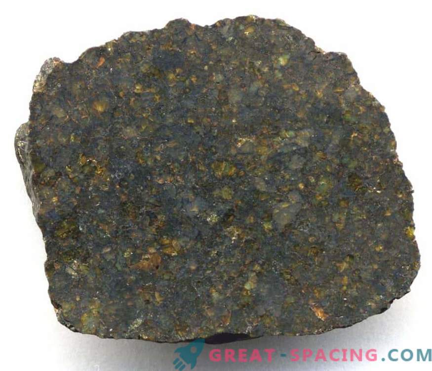 Deimantai meteorituose padės rasti trūkstamą planetą