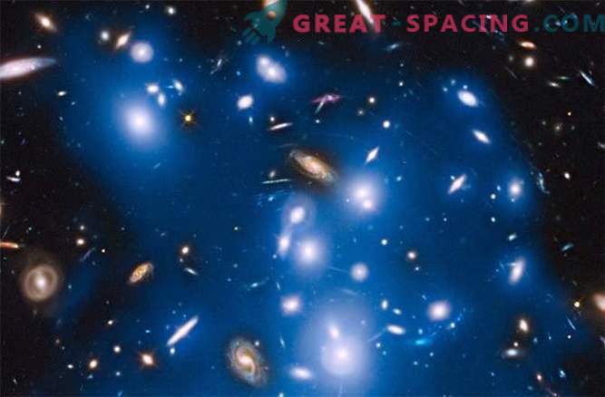 Hubble captează strălucirea albastră a galaxiilor îndepărtate