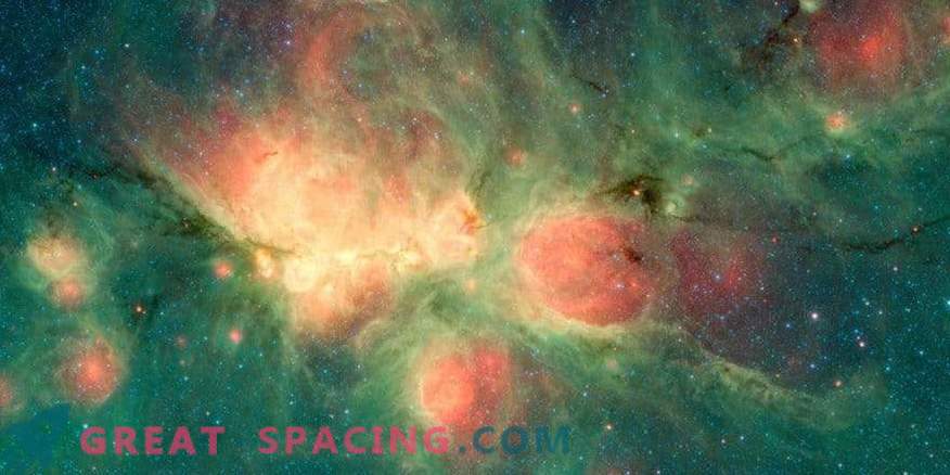New stars explode bubbles in the cat's paw nebula