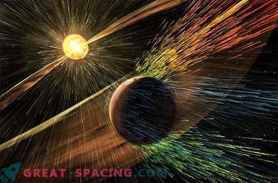Saulė visą Marso atmosferą stumdys į kosmosą