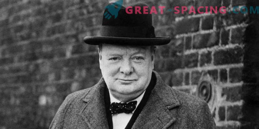 Ar Churchill ir Eisenhower gali paslėpti neidentifikuotų objektų duomenis