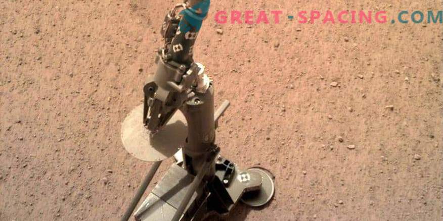 Marse pasirodė molis: „InSight“ misija ruošiasi gręžti