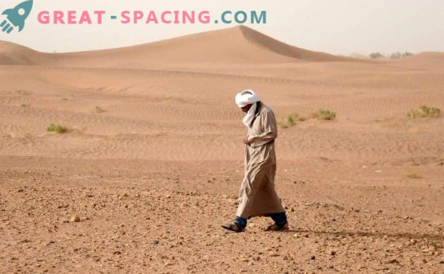 Maroko dykuma, nukreipta iš meteorų medžiotojų