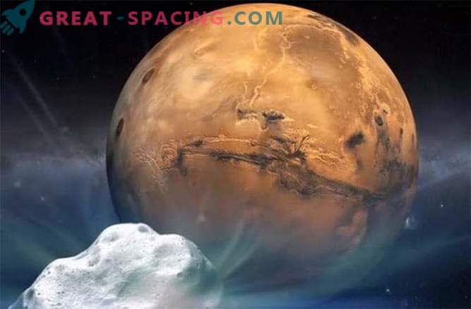 NASA ruošiasi priartinti Raudonąją planetą prie kometa