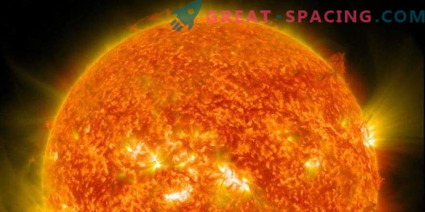 ALMA nagrinėja saulės koronos paslaptį