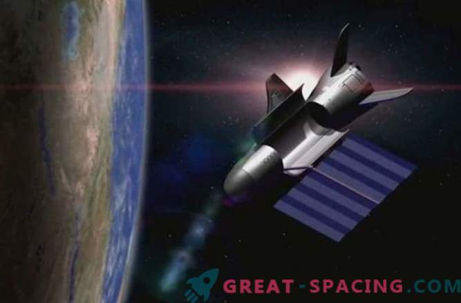 Tarpinė plokštuma X-37B prasidėjo ketvirtoje slaptoje misijoje