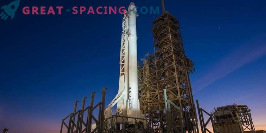 „Falcon 9“ ketina eiti „Apollo“ ir „Shuttles“ pėdomis