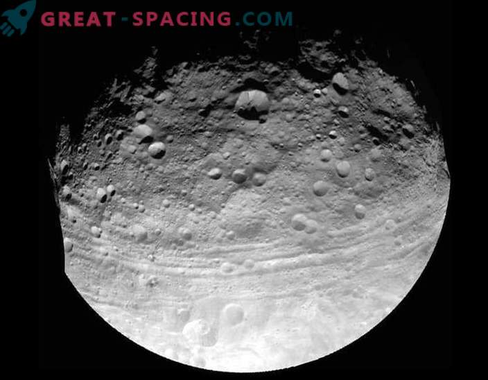 Vesta - didžiausias ir ryškiausias saulės sistemos asteroidas