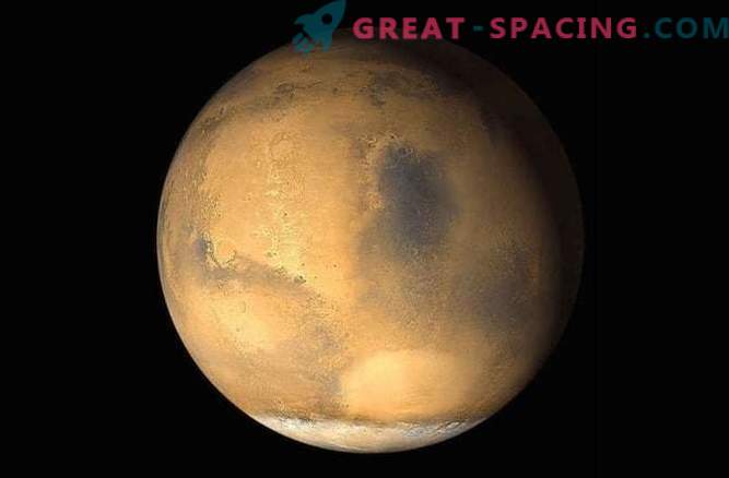 Didelė dulkių audra netrukus gali įveikti Marsą