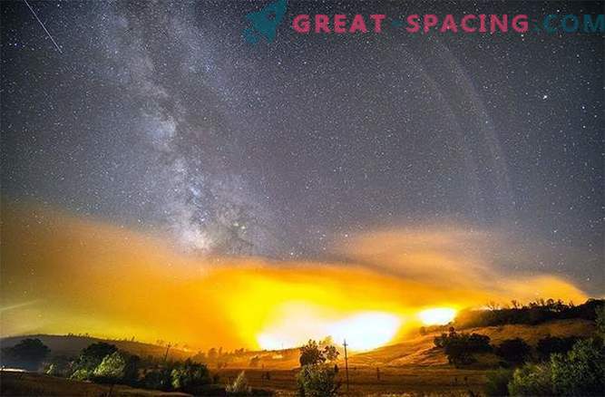 Kosminiai fejerverkai: Perseids Meteor Shower 2015