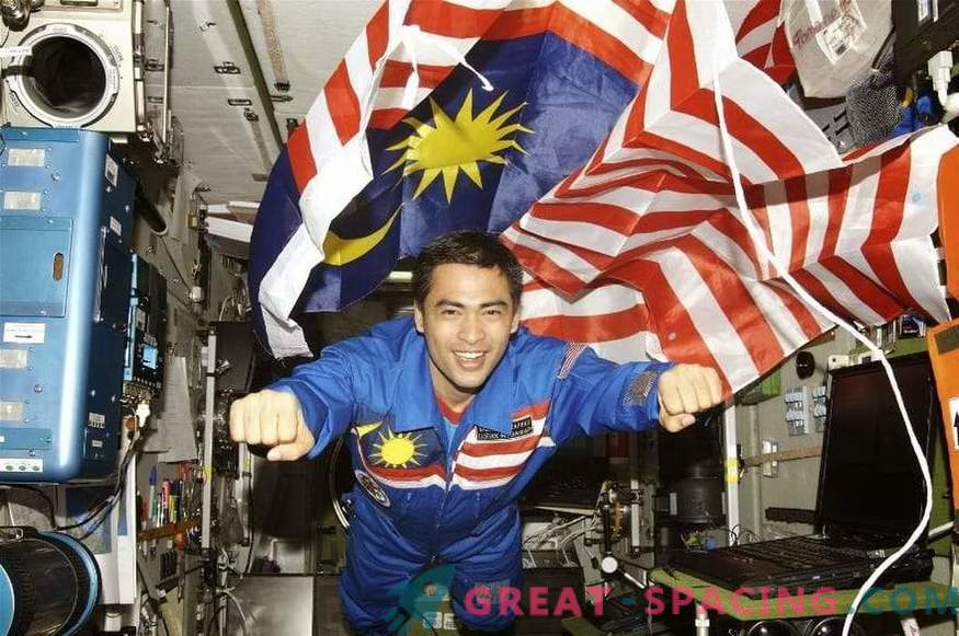 Malda erdvėje: neįprastas musulmonų kosmonauto skrydis