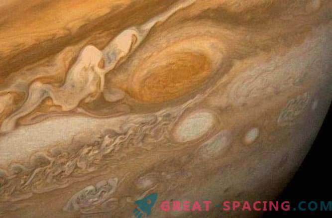 Jupiteris yra ankstyvųjų super planetų Saulės sistemoje žudikas. Ar tai įmanoma?