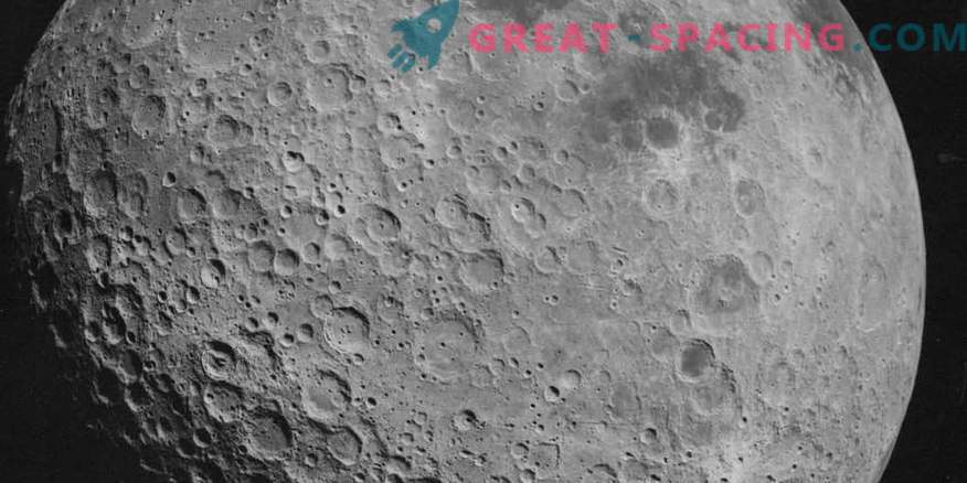 Ryškios juostelės ant mėnulio. Kaip veikia kosminė atmosfera?