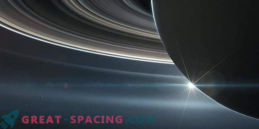 Uždaryti Saturno skrydžiai atskleidžia planetos ir jos žiedų paslaptis