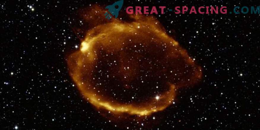 Gravitacinio lęšio nustatymas supernova